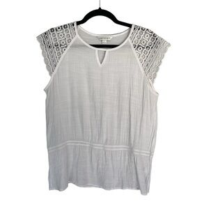 Counterparts Peplum Style Blouse Embroidered Eyelet Short Sleeve Lightweight